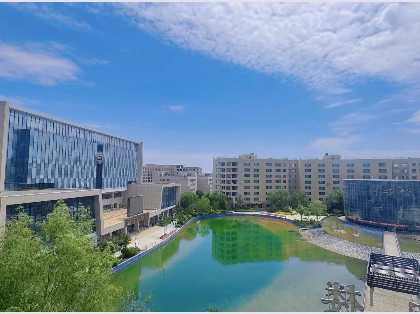 98ade92985e4a6761539fa37f88797d